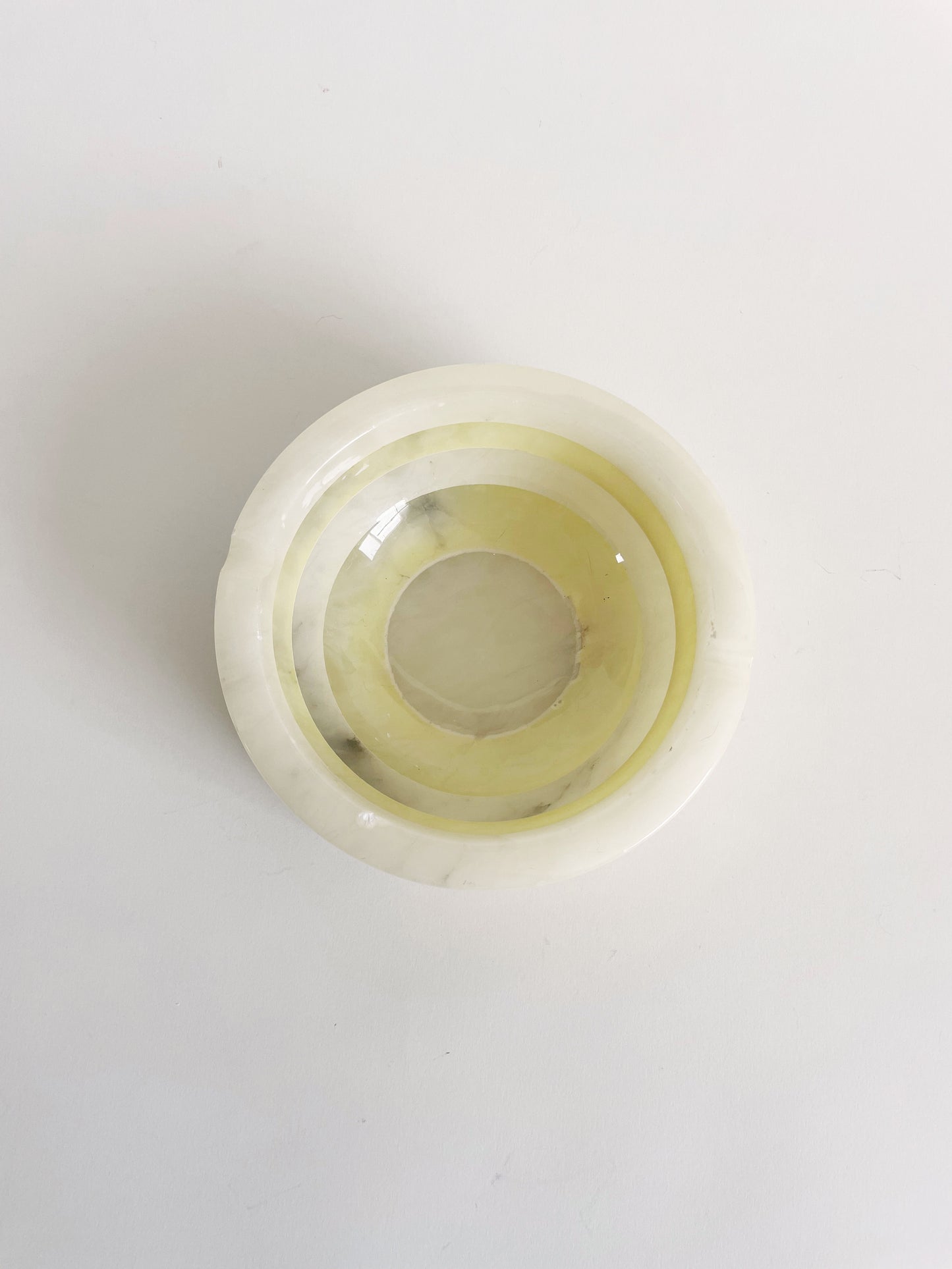 Italian Alabaster Cream and White Ashtray