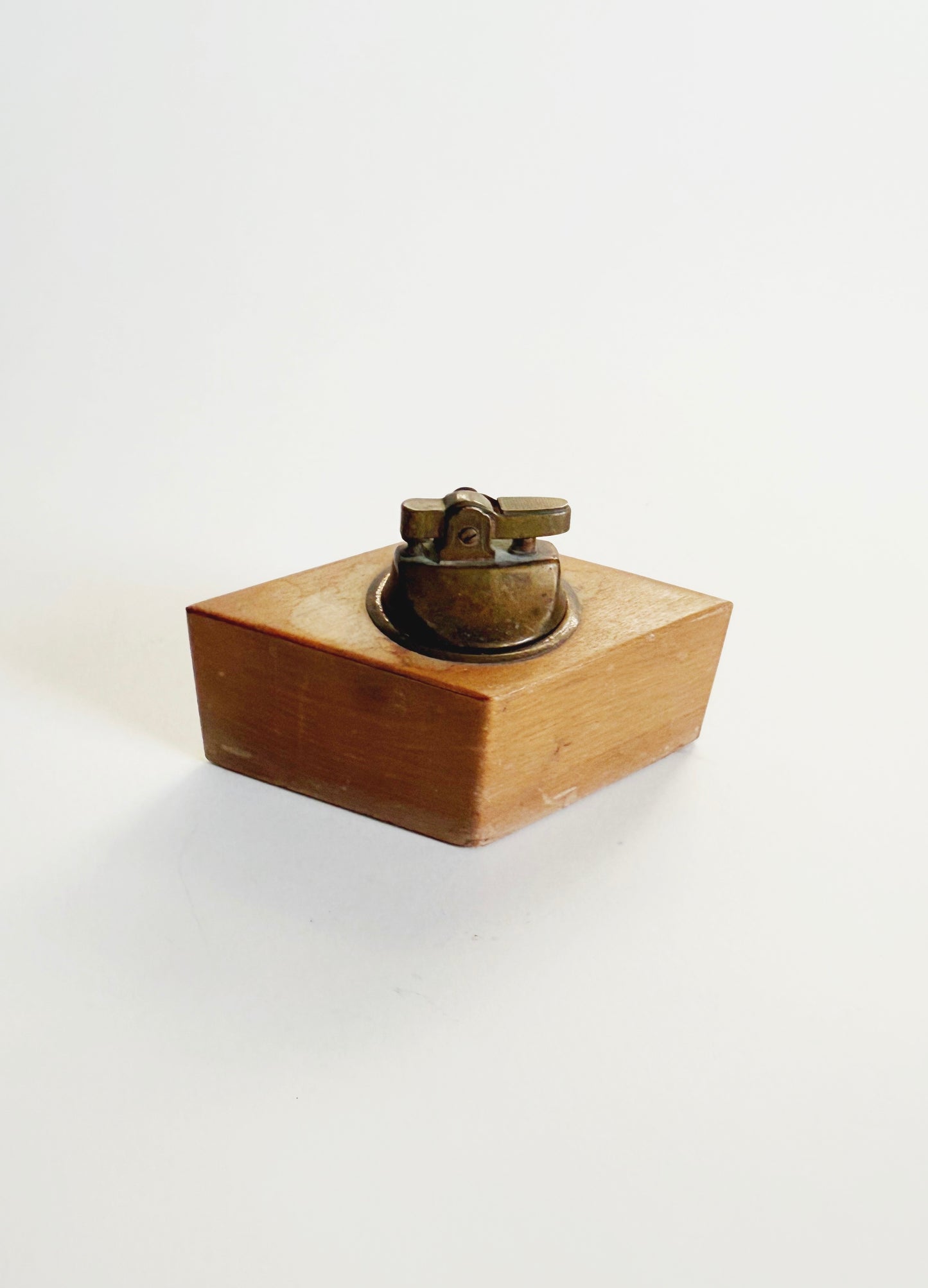 Wood Diamond Shaped Lighter