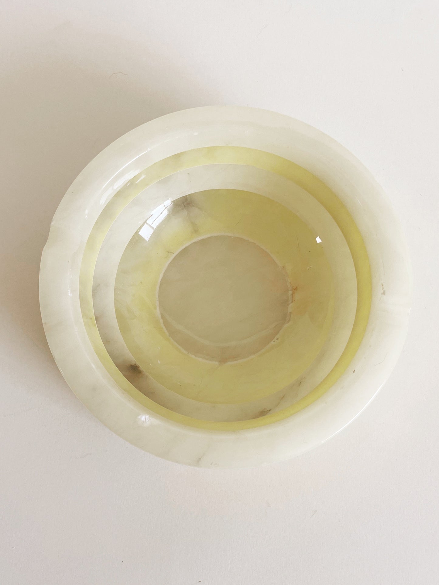 Italian Alabaster Cream and White Ashtray