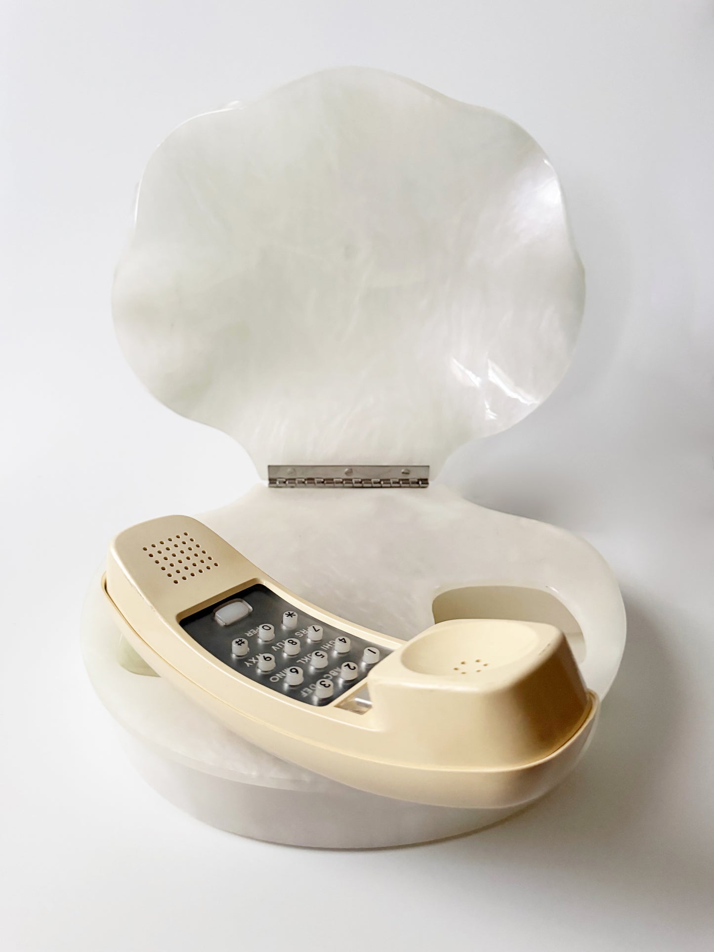 Vintage Lucite Clam Shell Phone