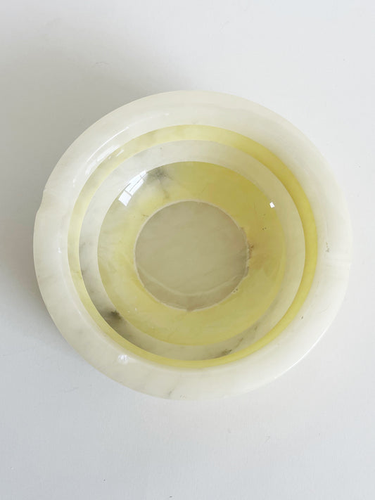 Italian Alabaster Cream and White Ashtray